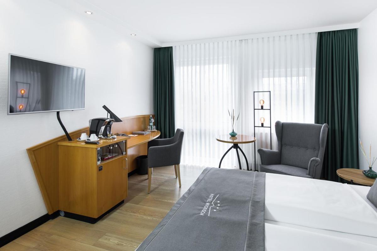 Hotel Nickisch シュットルフ エクステリア 写真